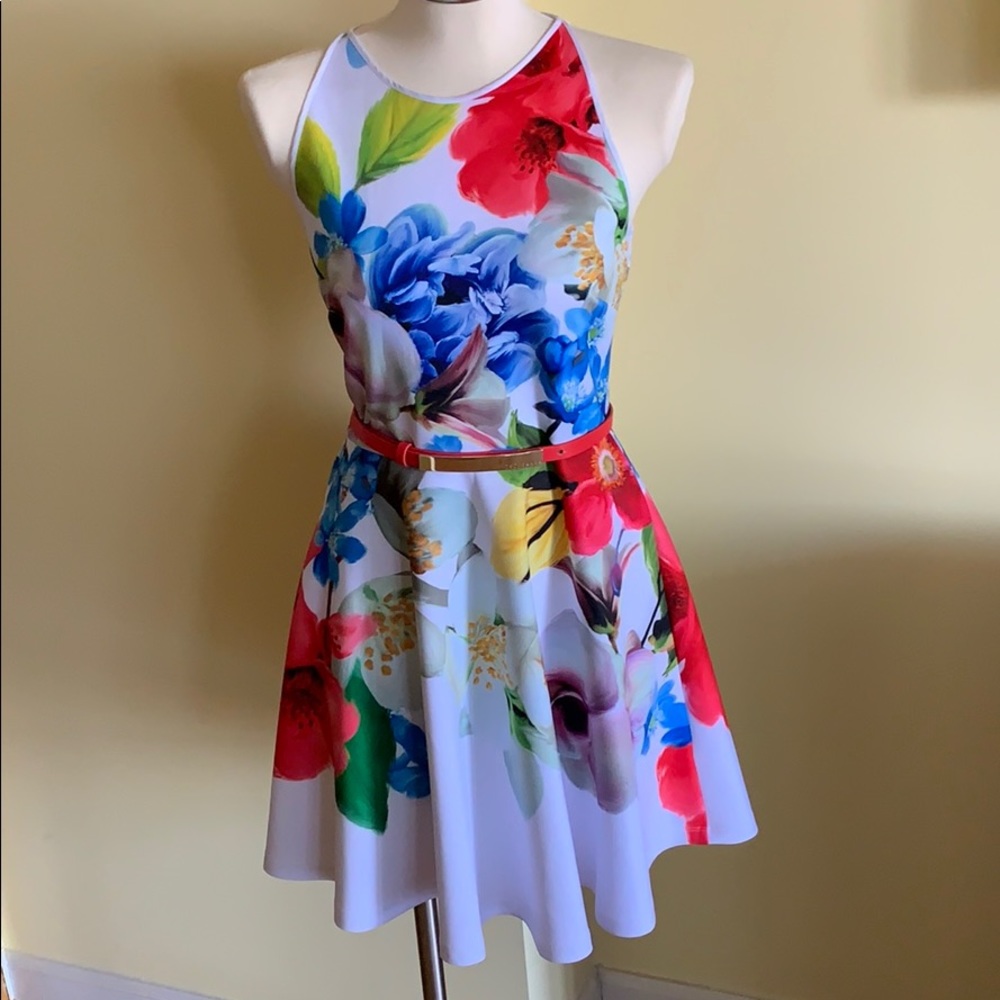 Sexy!!! Ted Baker White Floral fit and flare dress